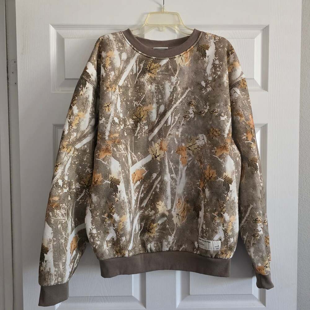 Comfrt The Camo Crew Sweatshirt Adirondack Camouflage EUC Size L